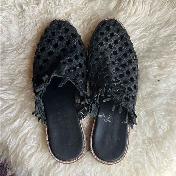 Free people black Woven Women's Slip-On Shoes - Picture 7 of 10